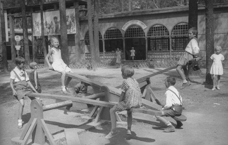 Детский городок в Сокольниках, 1940 год, г. Москва