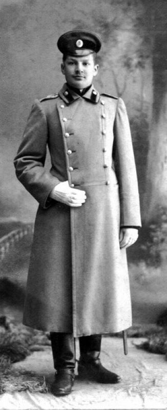 Владимир Яниш, один из первых русских летчиков, родственник череповецких дворян Гальских, 1890-е, г. Череповец