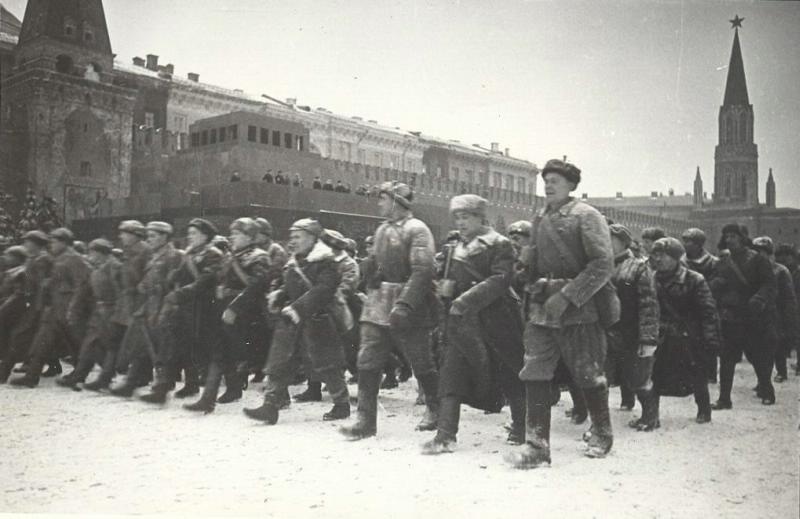 Парад на Красной площади, 7 ноября 1941, г. Москва