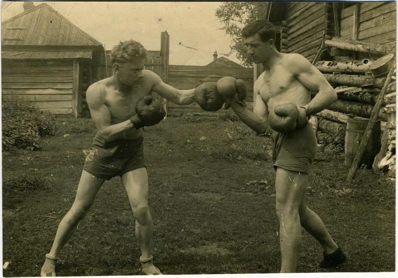 Сельский бокс, 1934 год. Выставка «Бокс!» с этой фотография.