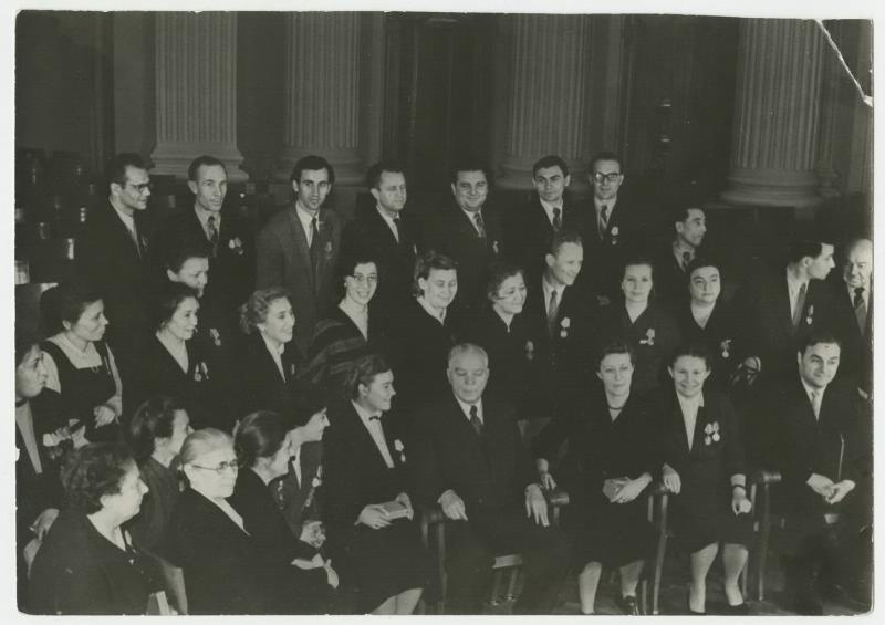 Группа награжденных после церемонии, 1953 - 1959, г. Москва
