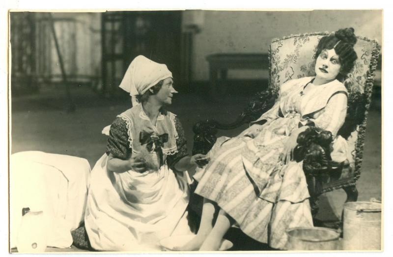 Театр имени Всеволода Мейерхольда. Сцена из спектакля «Лес», 1924 год, г. Москва
