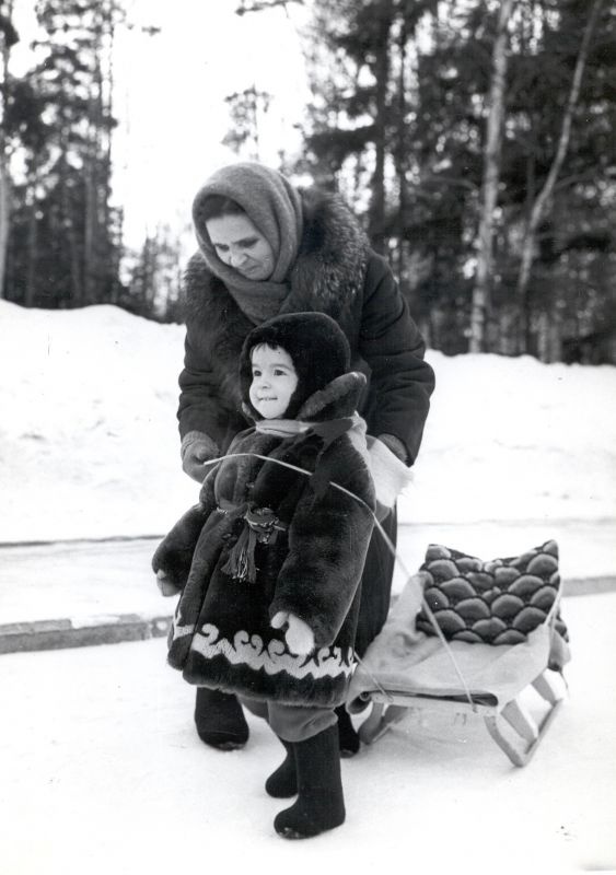 Елена Терешкова с внучкой Леной, 1967 год, Центральный федеральный округ