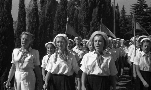 Фото "Пионерский отряд", 1945 - 1955, Крымская обл., пгт. Гурзуф ...