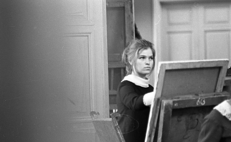 Девушка в изостудии, 1970-е