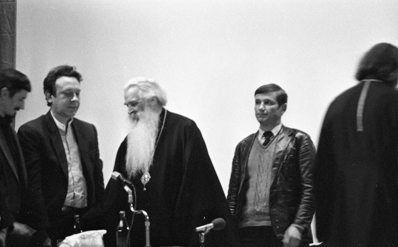 Митрополит Питирим на вечере в Доме Ученых, посвященному Сергию Радонежскому, май 1987, г. Москва