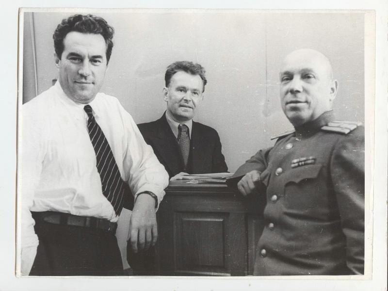 Трое мужчин, 1970-е