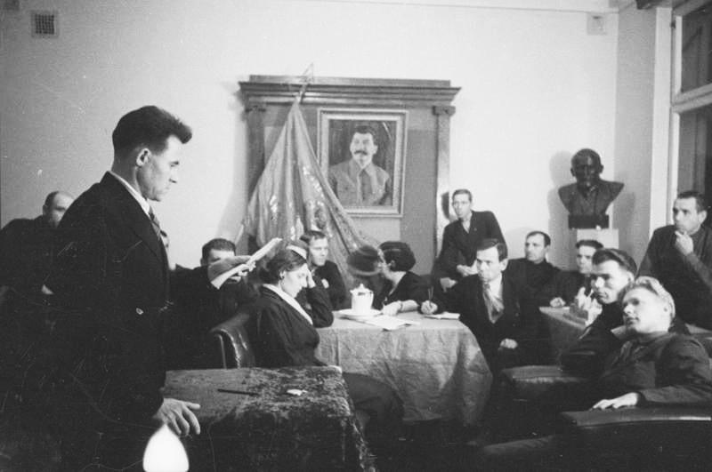 Заседание завкома, 1937 год, г. Магнитогорск