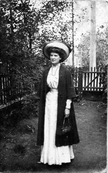 Портрет дамы, 1900-е. Выставки:&nbsp;«Женская сумка и женский характер»,&nbsp;«Женщина Прекрасной эпохи» с этой фотографией.
