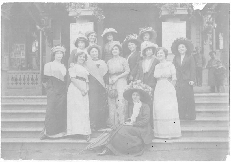 Женская труппа Красносельского театра, 1910 год