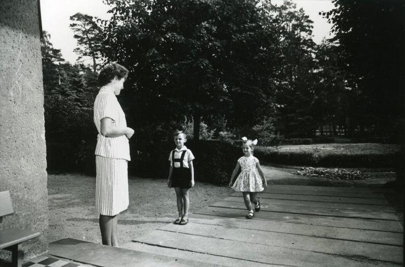 Дети и воспитательница, 1960 - 1965, Литовская ССР