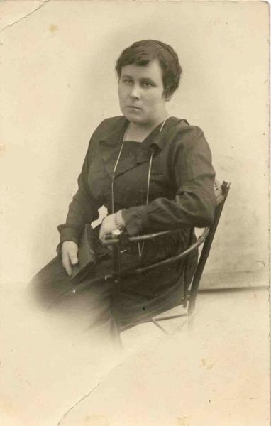 Портрет женщины средних лет, 1910-е