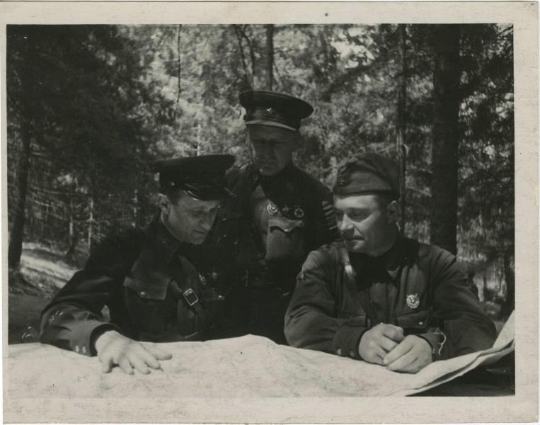 Офицеры, 1938 - 1942