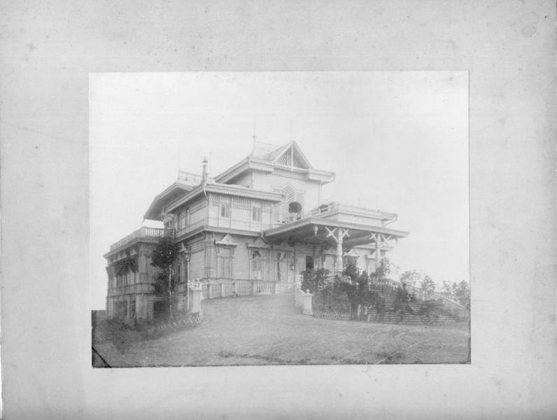 Дом коннозаводчика, 1900 - 1910
