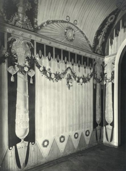 Усадьба Найденова. Роспись в коридоре дома, 1943 год, г. Москва