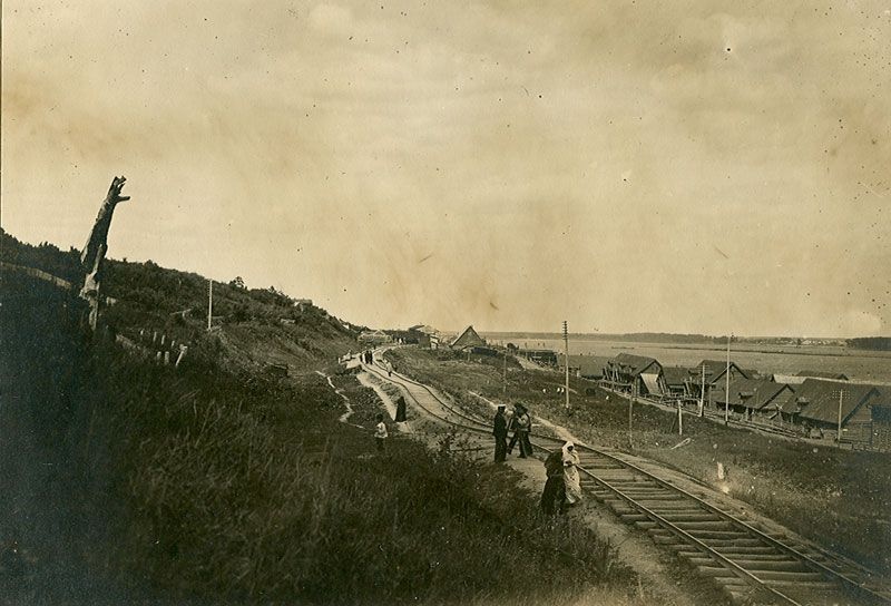 Последствия оползня. Железнодорожные пути, май 1915, г. Симбирск. С 1924 года - Ульяновск.