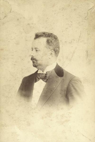 Мужской портрет, 1880-е, г. Санкт-Петербург. Альбуминовая печать.