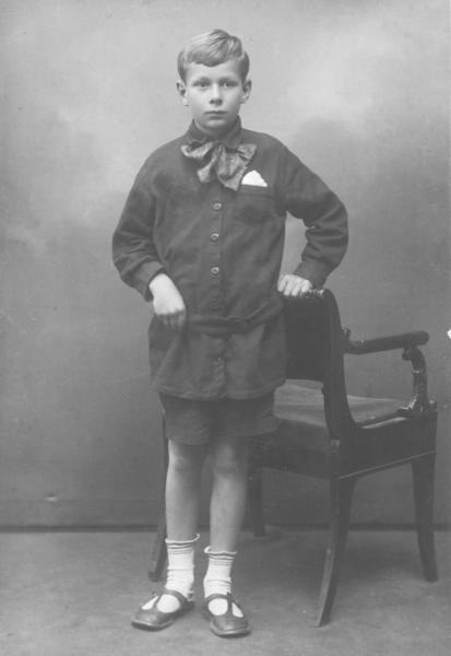 Портрет мальчика, 1920-е, г. Санкт-Петербург