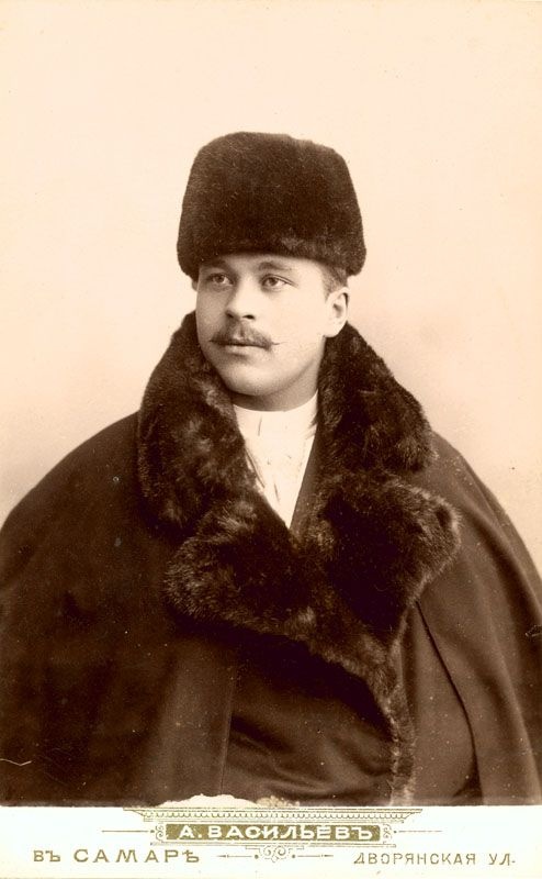 Павел Иванович Шихобалов, 1891 год, Самарская губ., г. Самара. Выставка «Сезон шапок» с этой фотографией.