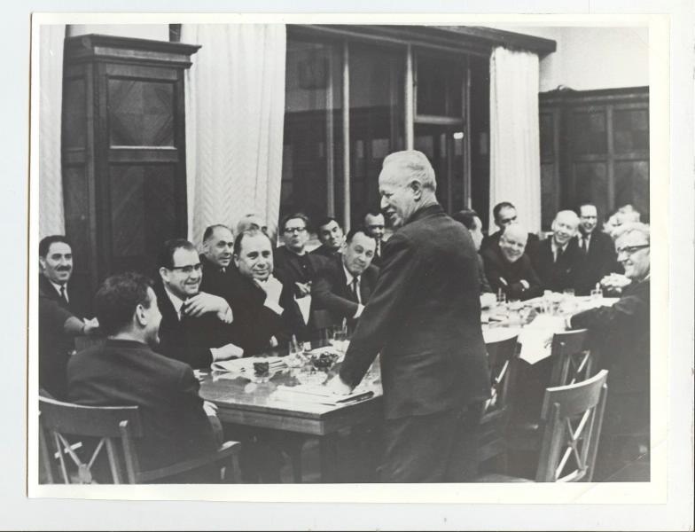 Михаил Шолохов на заседании, 1960-е