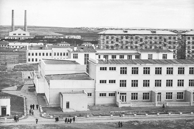 Школа в соцгороде, 1937 год, г. Магнитогорск