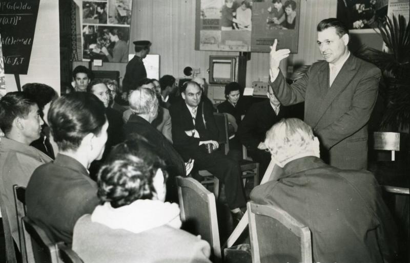 Лекция на ВДНХ, 1955 - 1965, г. Москва
