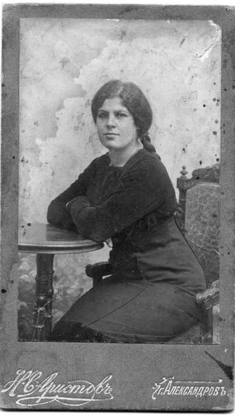 Любовь Георгиевна Рождественская, 1916 год, Владимирская губ., г. Александров
