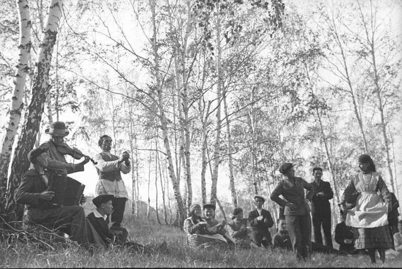 Рабочая самодеятельность в «Березках», 1937 год, г. Магнитогорск