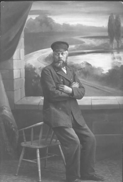 Портрет мужчины в картузе, 1910 - 1917