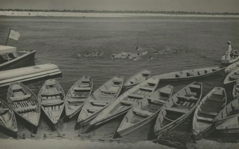 Состязания в плавании. Днепр, 1936 год, Украинская ССР, г. Черкассы