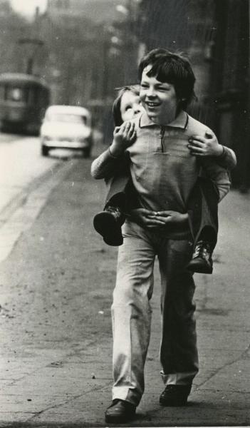 Дети, 1976 год. Выставка «Друзья двадцатого столетия» с этим снимком.