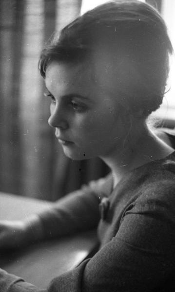 Портрет молодой женщины, 1961 - 1969