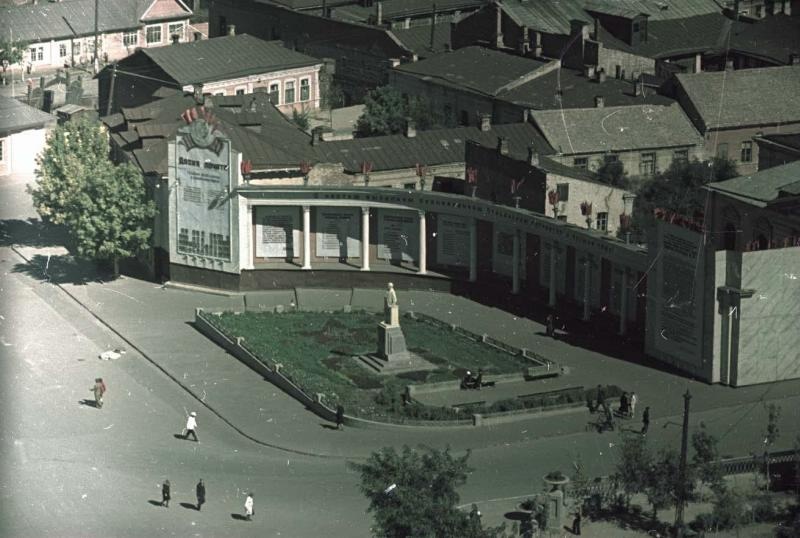 Городская площадь, 1949 год, г. Астрахань