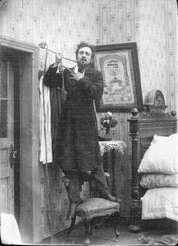 Иван Мозжухин в роли Исаака в фильме «Горе Сарры», 1913 год