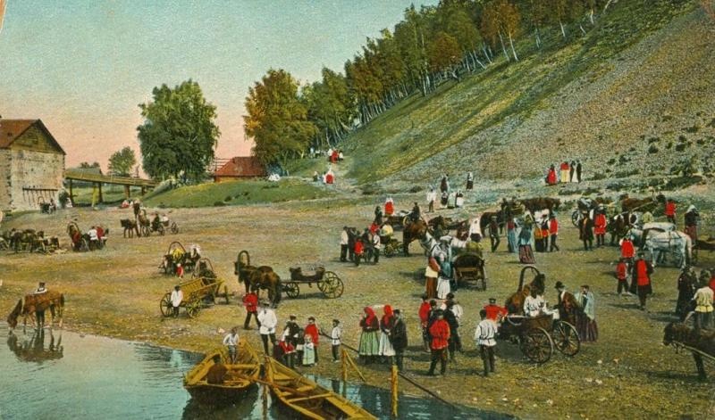 Волга. В ожидании парохода, 1900-е. Выставка «В красной фуражке» с этой фотографией.
