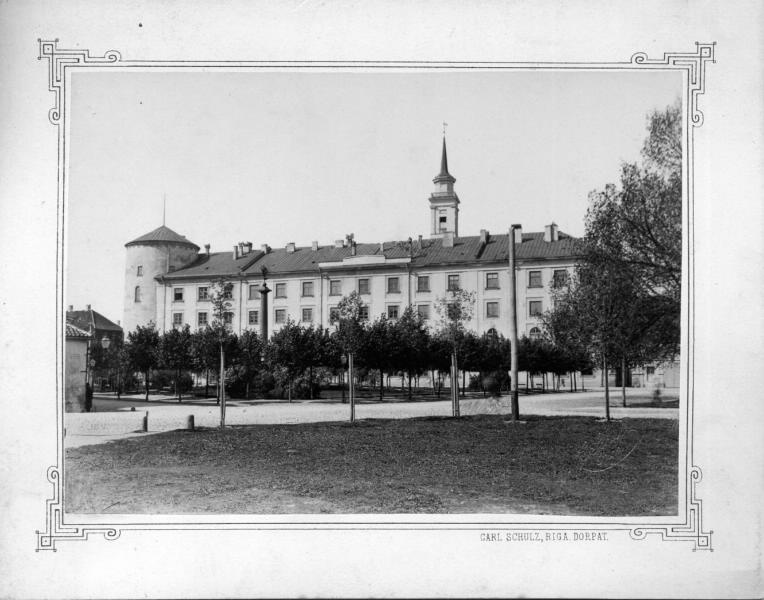 Рижский замок, 1898 год, Лифляндская губ., г. Рига. Дата основания – 1330 год. Сейчас – резиденция президента Латвии.