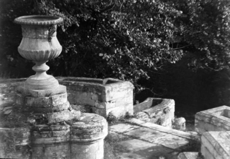 Каменная лестница с вазоном в усадьбе «Кучино», 1920-е
