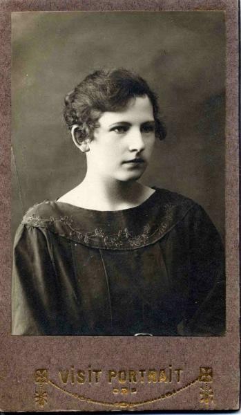 Женский портрет, 20 августа 1919