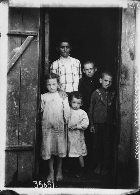 Семья Менахема Бейлиса, 1911 год, Украина