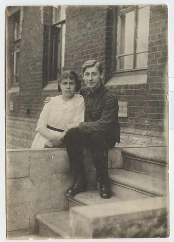Портрет девушки и молодого человека, 1923 год, г. Витебск