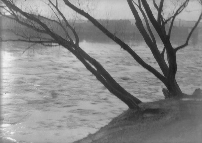 Ледоход на реке, 1920-е, г. Москва