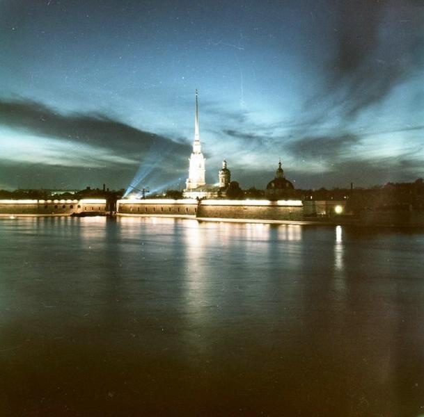 Вид на Петропавловскую крепость с Невы, 1961 - 1969, г. Ленинград. Видео «Культурная столица» с этой фотографией.&nbsp;