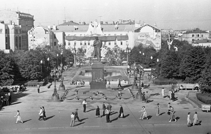 VI Всемирный фестиваль молодежи и студентов, 28 июля 1957 - 11 августа 1957, г. Москва