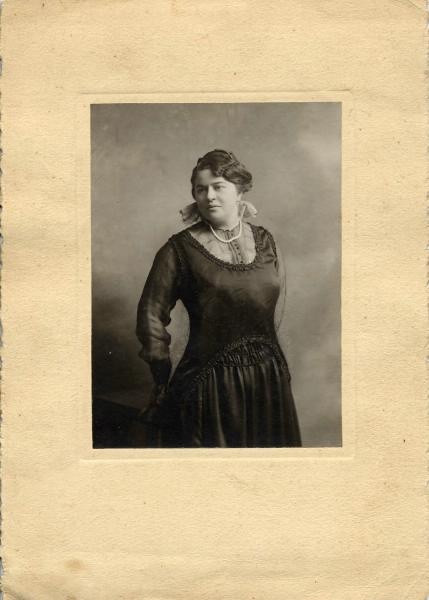 Женский портрет, 1900-е