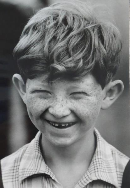 «Генка», 1959 год. Выставки&nbsp;«Симфония смеха»,&nbsp;«10 фотографий: Улыбки 1950-х»&nbsp;и&nbsp;«Улыбки XX века» с этой фотографией. 