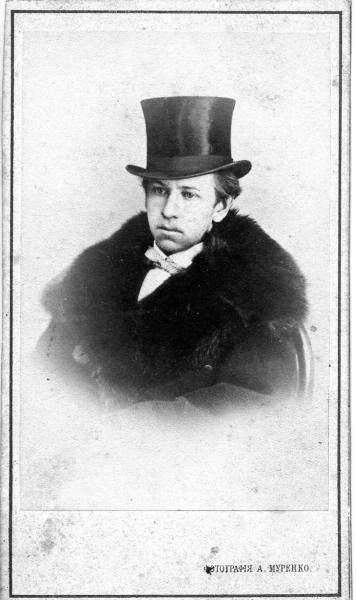 Портрет мужчины в меховом пальто и цилиндре, 1870 - 1880, г. Саратов