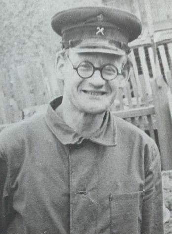 Мужчина в очках, 1960-е