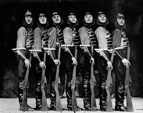 Агитбригада «Синей блузы». Интермедия «Красная армия», 1920-е, г. Москва