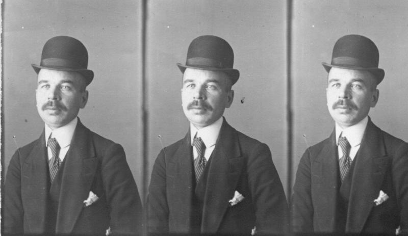 Портрет мужчины в котелке, 1911 год. Выставка «Без погон, но в шляпе» с этой фотографией.