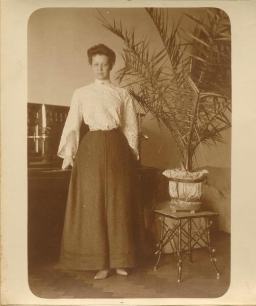 Женский портрет, 1900-е
